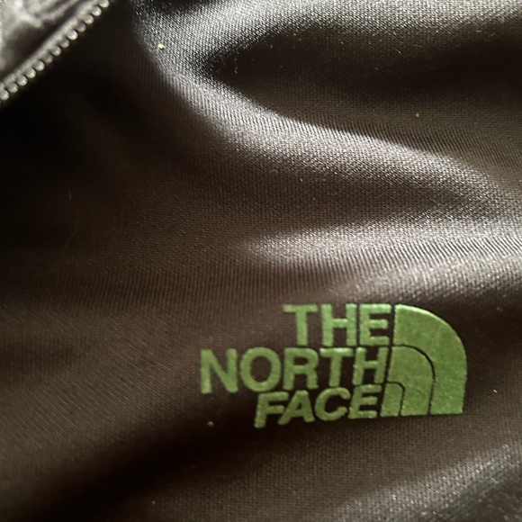 The north face men’s jacket - Picture 4 of 5